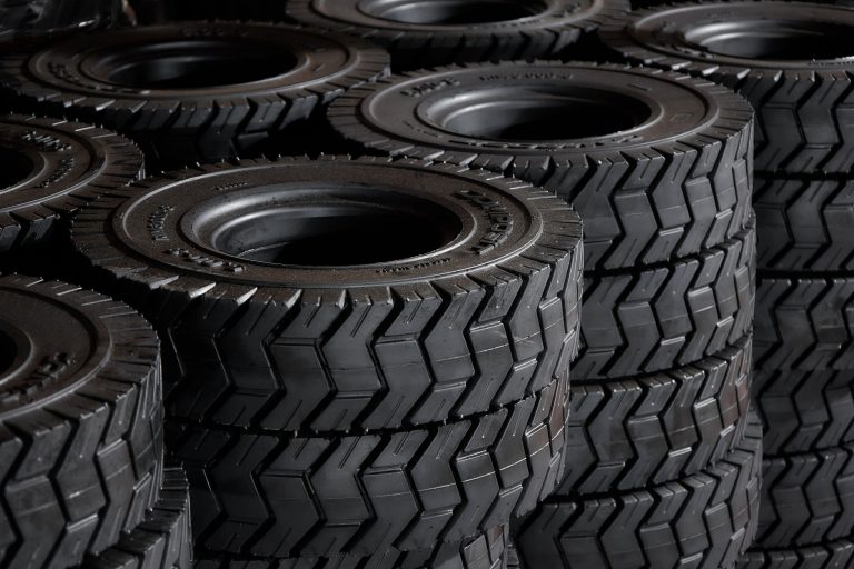Composit solid tire for your forklifts